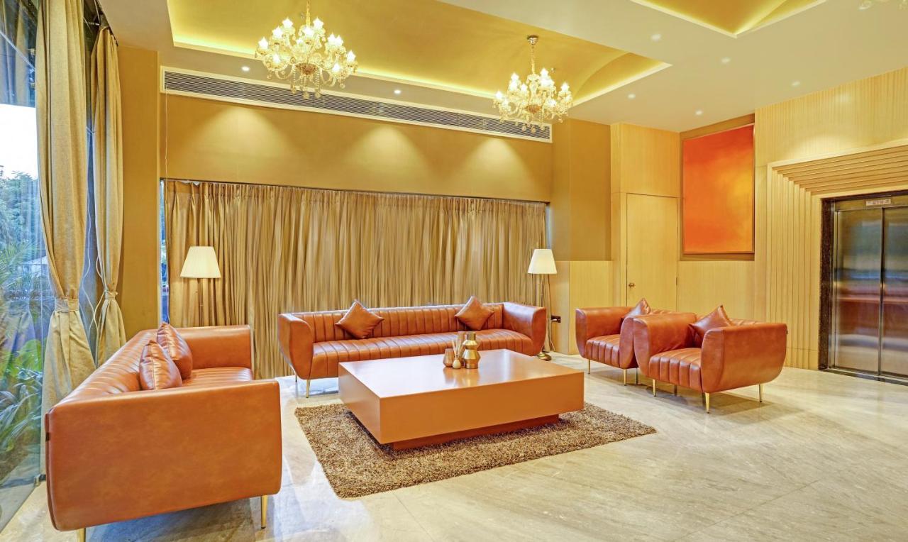 Treebo Premium Golden Bliss Trimurti Nagar Square Nagpur Bagian luar foto