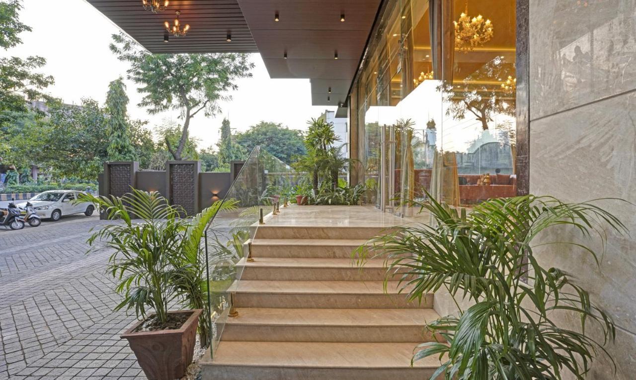 Treebo Premium Golden Bliss Trimurti Nagar Square Nagpur Bagian luar foto