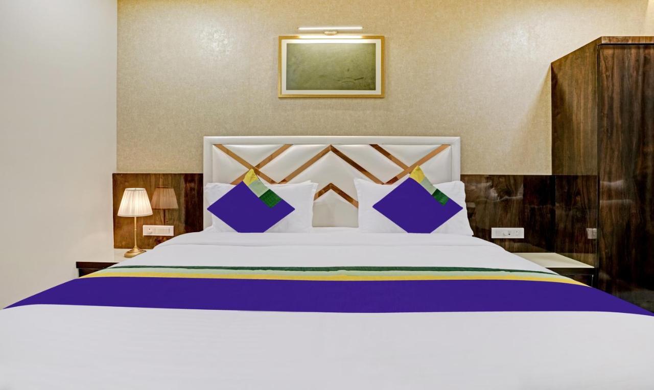 Treebo Premium Golden Bliss Trimurti Nagar Square Nagpur Bagian luar foto