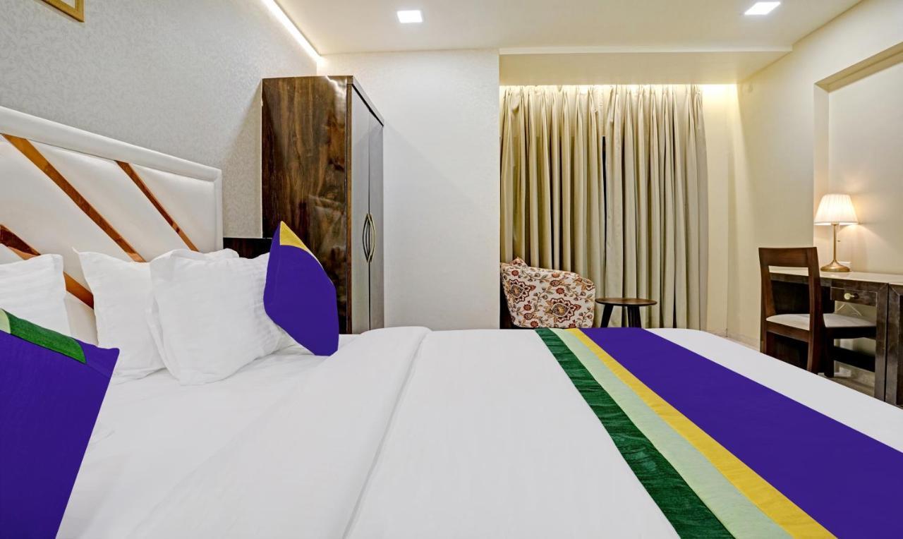 Treebo Premium Golden Bliss Trimurti Nagar Square Nagpur Bagian luar foto