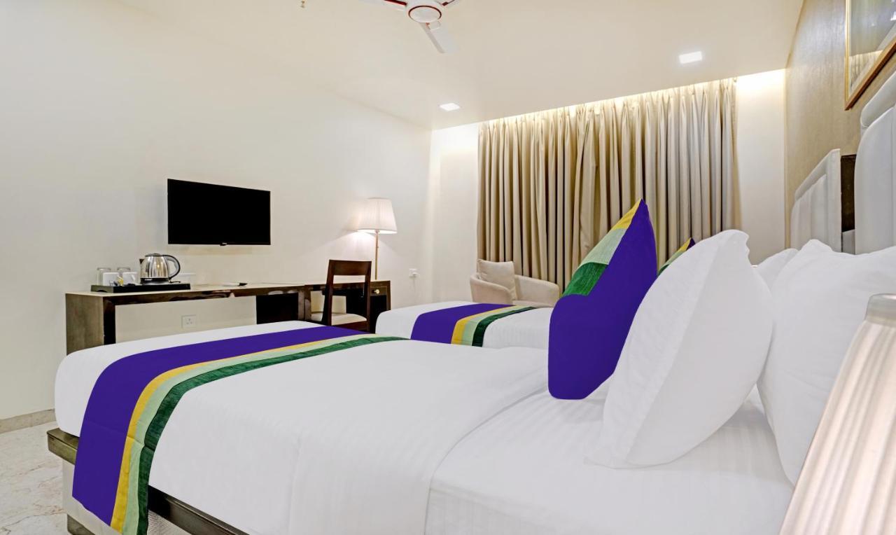 Treebo Premium Golden Bliss Trimurti Nagar Square Nagpur Bagian luar foto