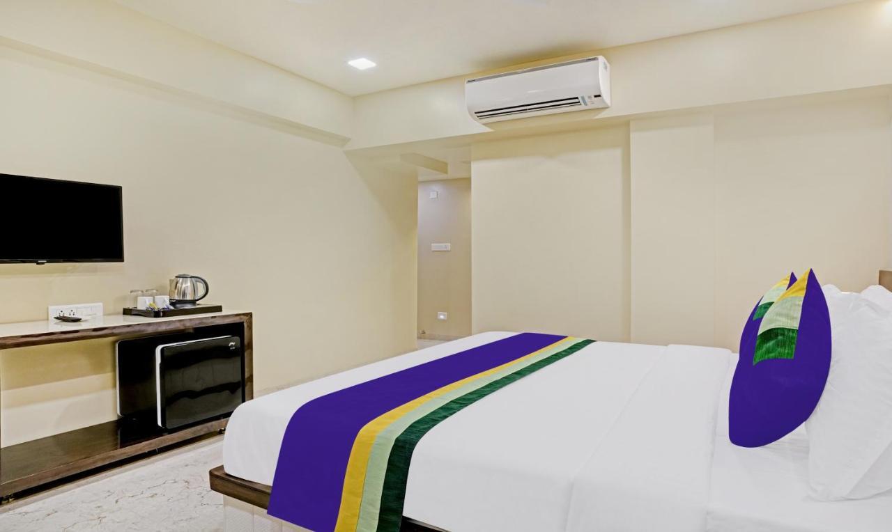 Treebo Premium Golden Bliss Trimurti Nagar Square Nagpur Bagian luar foto