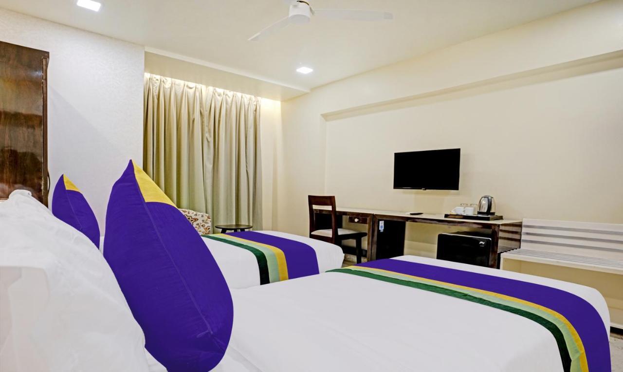 Treebo Premium Golden Bliss Trimurti Nagar Square Nagpur Bagian luar foto