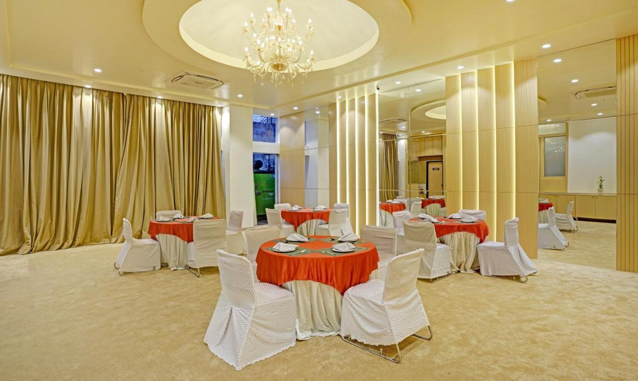 Treebo Premium Golden Bliss Trimurti Nagar Square Nagpur Bagian luar foto